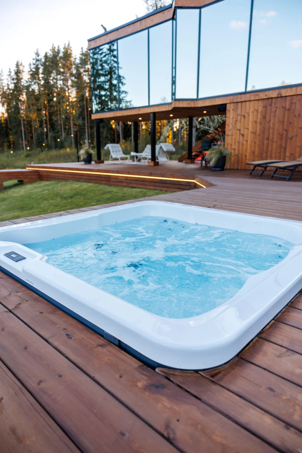 Гидромассажные SPA-бассейны – купить бассейн с гидромассажем